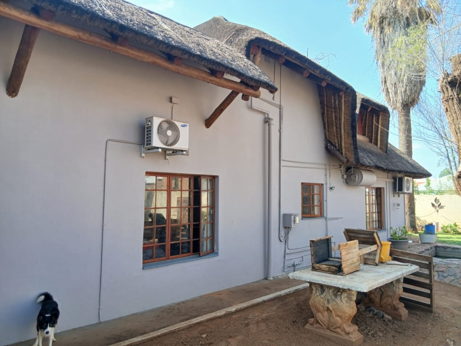  Bedroom Property for Sale in Kuruman Northern Cape